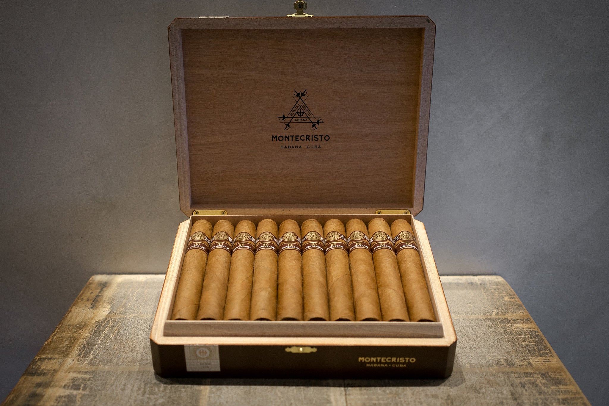 Montecristo 80 Aniversario Cigar - Cuban Cigars Prices Online – EGM Cigars